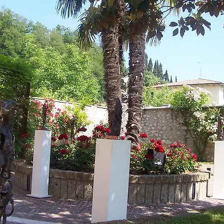 维科住宅别墅酒店 4* 特雷尼亚戈