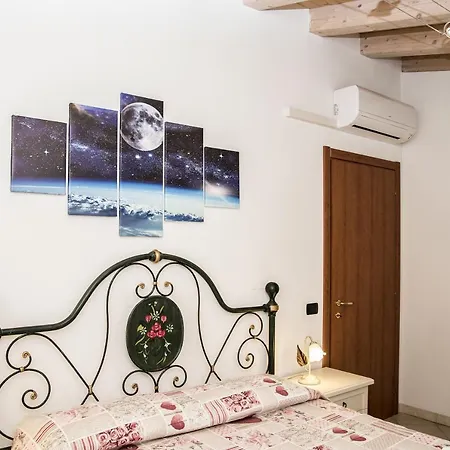 公寓式酒店 维科住宅别墅酒店 4*