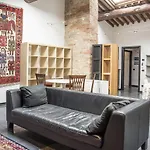 Vinco Aparthotel 4*