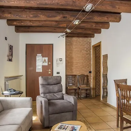 Vinco Apartahotel 4*
